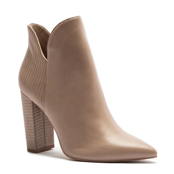 Qupid Signal Taupe Textured Chunky Heel Bootie - Picture 3 of 7